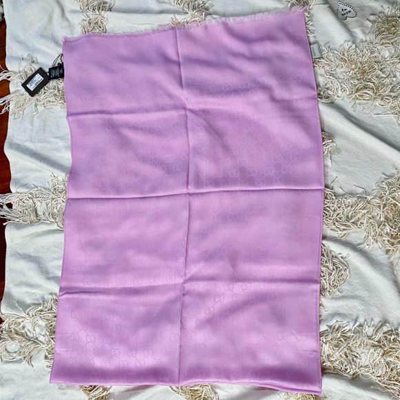 GUCCI GG Guccissima Rose Pink Wool Silk Blend Wrap Monogram Shawl Scarf - Picture 5 of 13